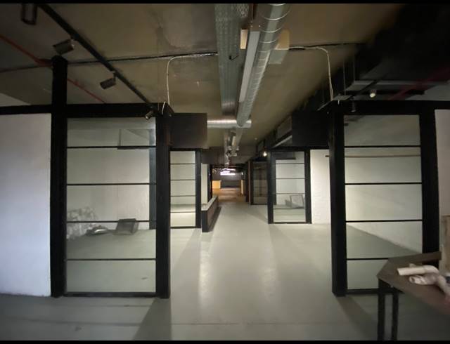 2,189M² OFFICE TO LET IN WOODSTOCK
